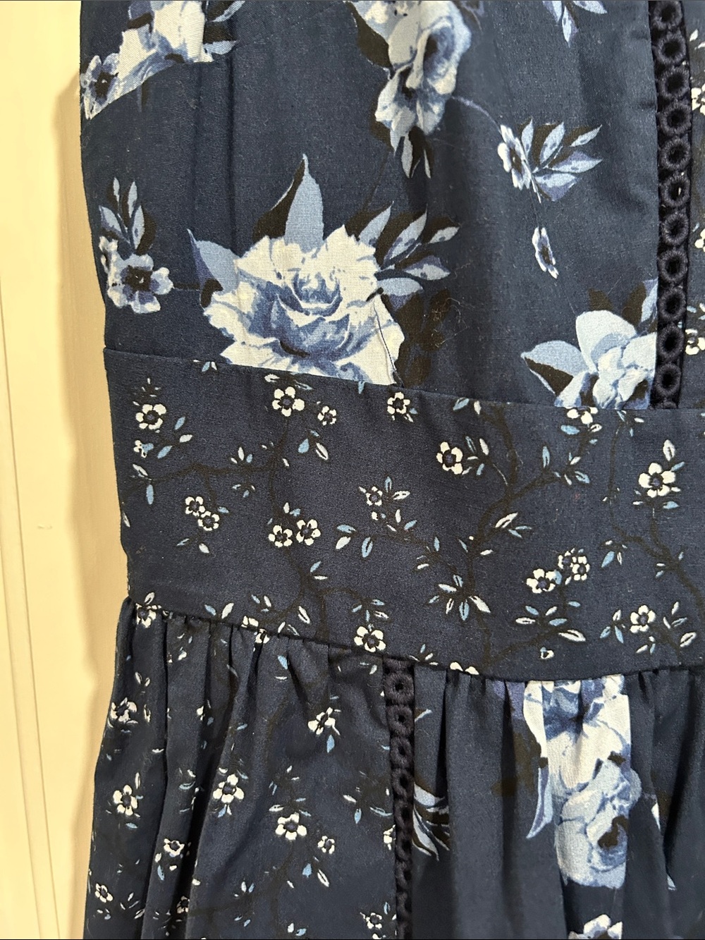 kate spade Navy Blue Floral Sleeveless V-Neck Dress - Picture 5 of 9